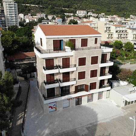 Mar Azul Apartments Petrovac Dış mekan fotoğraf
