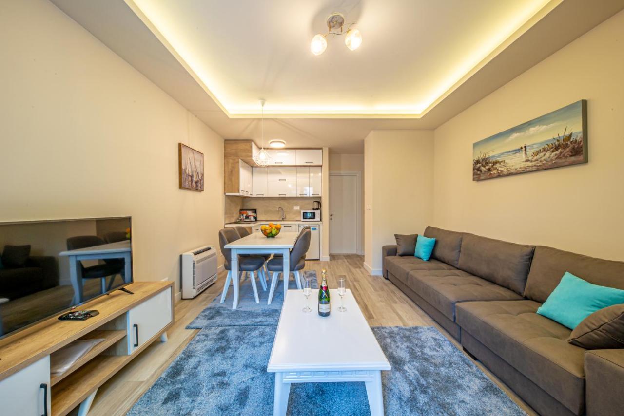 Mar Azul Apartments Petrovac Dış mekan fotoğraf