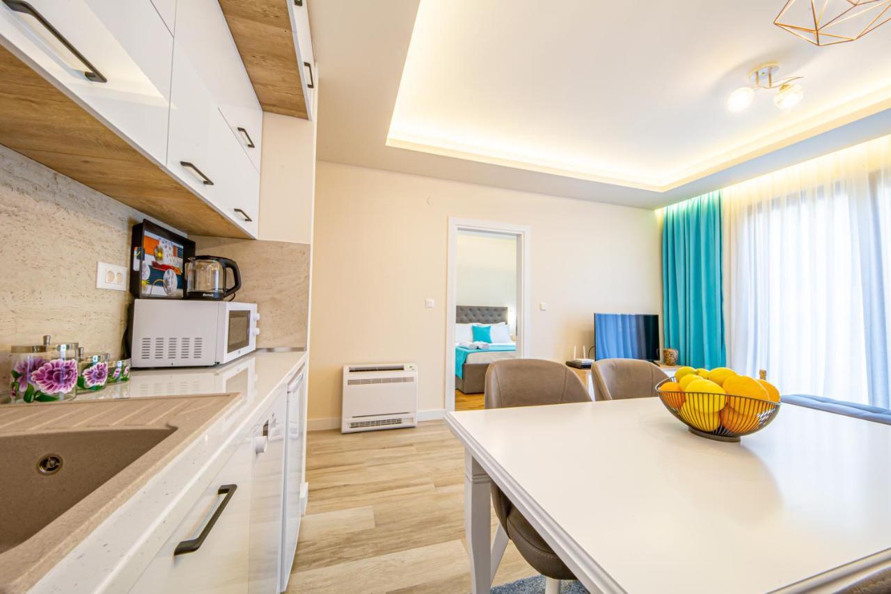 Mar Azul Apartments Petrovac Dış mekan fotoğraf