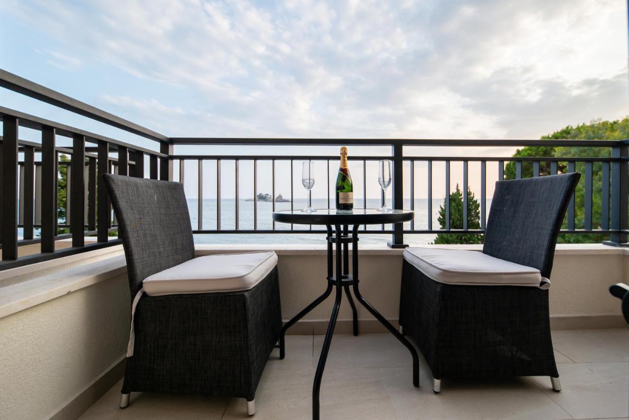 Mar Azul Apartments Petrovac Dış mekan fotoğraf